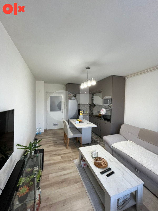 CAPITAL/ Dvoiposoban renoviran stan Centar-Koševsko brdo/ 47m2 2