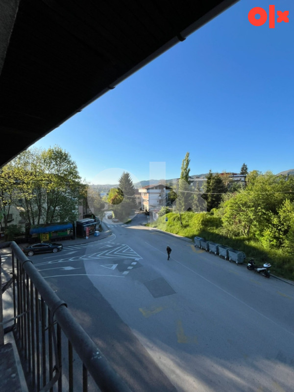 CAPITAL/ Dvoiposoban renoviran stan Centar-Koševsko brdo/ 47m2