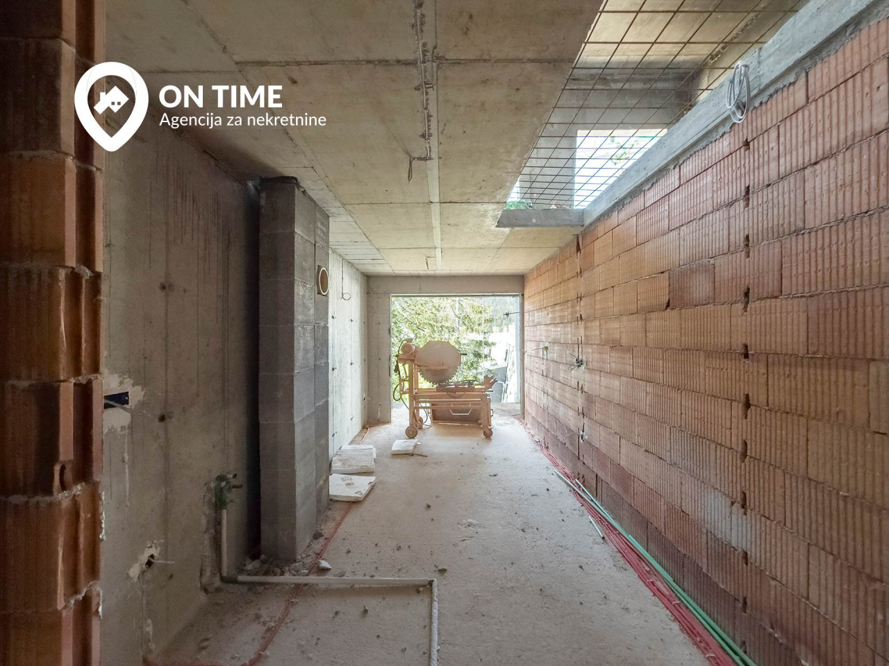 ON TIME prodaje: Dvosoban Apartman Bjelašnica 13