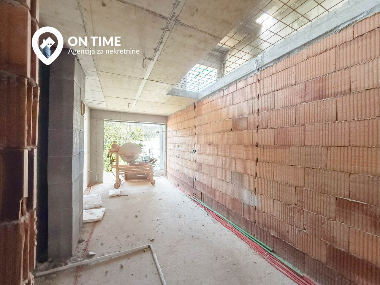 ON TIME prodaje: Dvosoban Apartman Bjelašnica 15