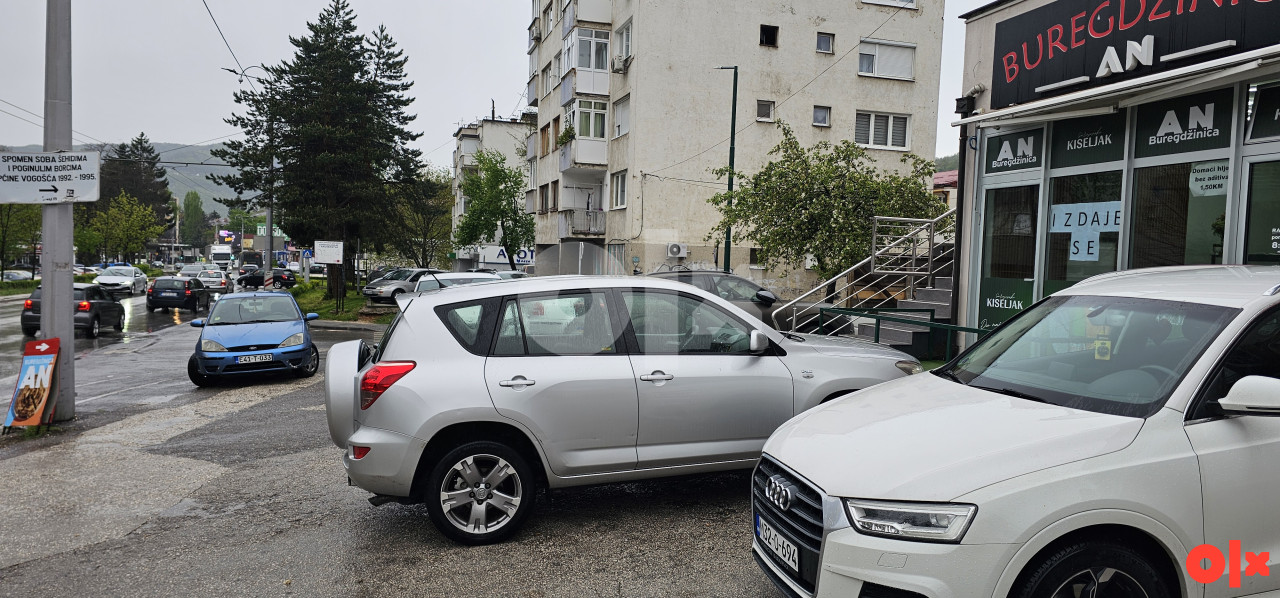 Poslovni prostor Vogošća - CENTAR , parking , glavna cesta 3