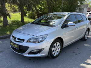 Opel Astra J 1.7 CDTI 2013 ODLICNO STANJE