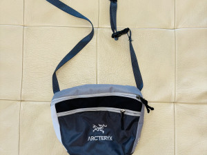 Torbica ARC'TERYX Beams (Original)