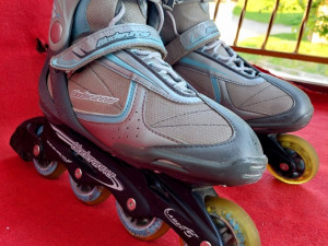 ROLE ROSLE ROLERI ROLLER BLADE  39-40 i 40.5