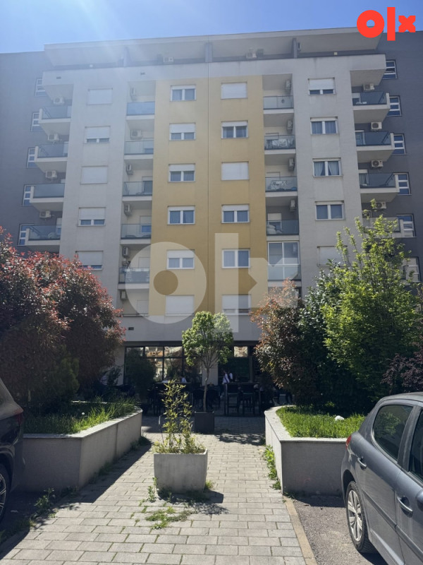 NAJAM: STAN 58m2 I GARAŽNO M., KOD EKONOMSKOG F.