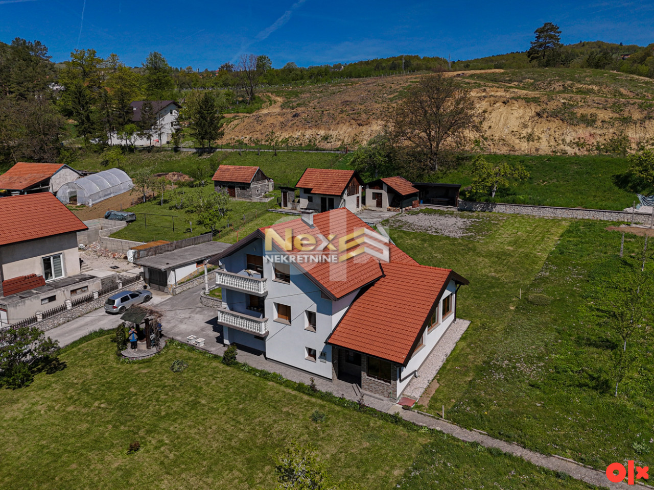 Kuća sa dvorištem/Breza 87 m2 2