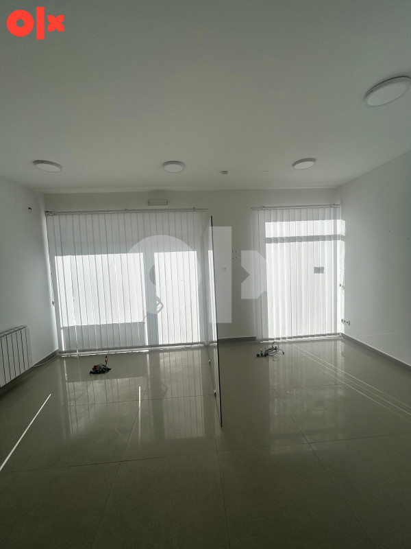 IZDAJE SE - Poslovni prostor 53m2 - Ilijaš
