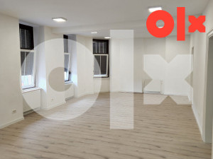 Poslovni prostor + skladište (97 + 53 = 150 m2) 2