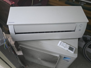 Inverter klima 12 polovna Daikin Sensira FTXF35C Banja Luka 750KM