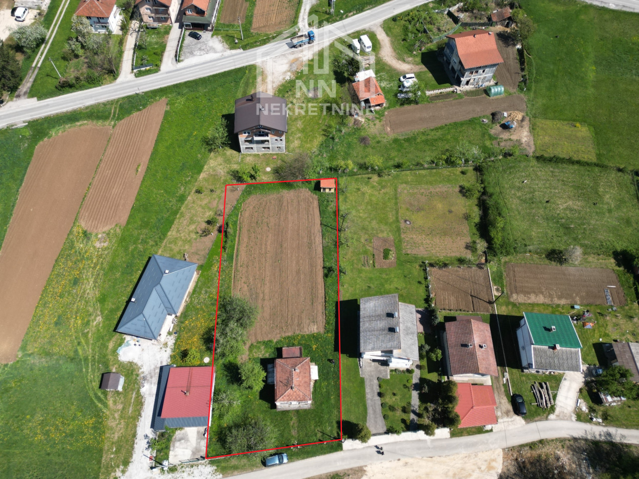 NN Nekretnine : Kuća sa dvorištem - Kiseljak / Brnjaci 2