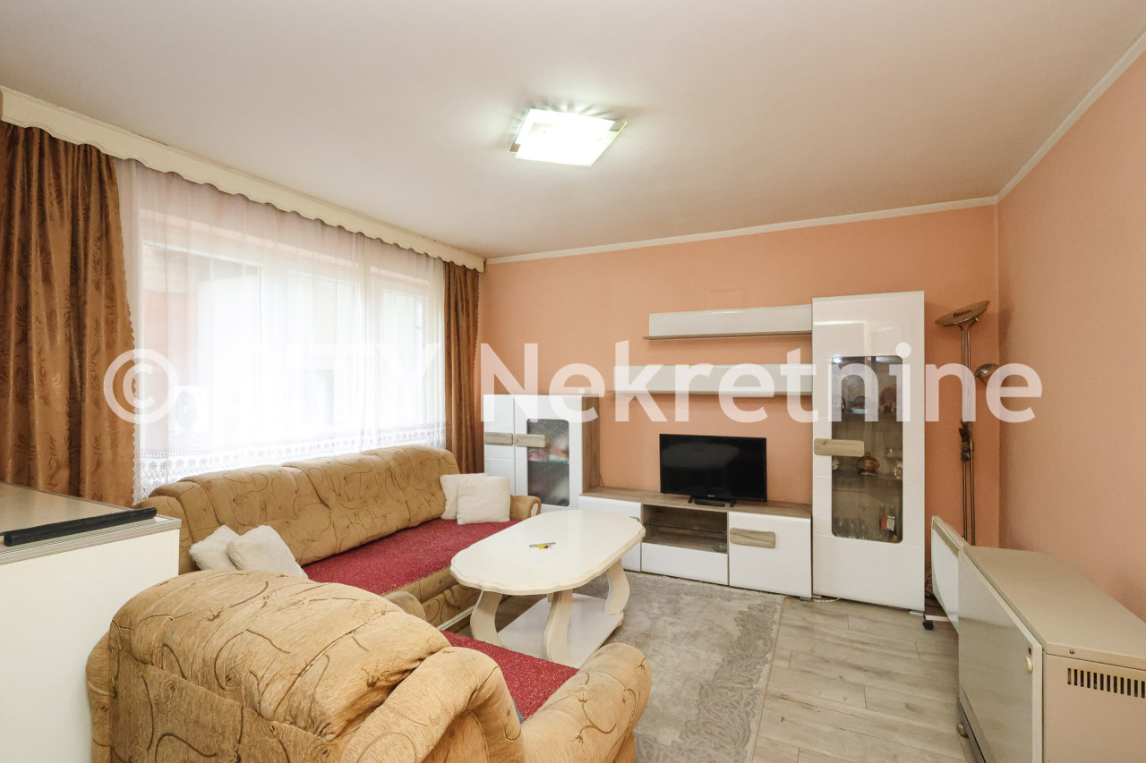 Manji dvosoban stan - Ilijaš - 37 m2