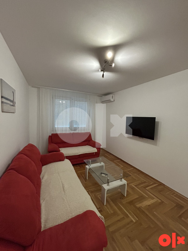 Stan na dan Banja Luka -Stepe Stepanovica tel;065 036 777