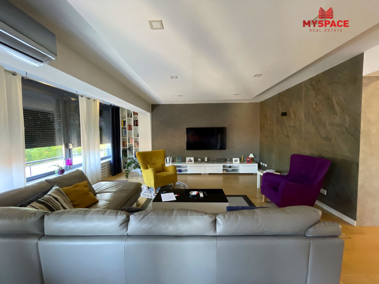 MY SPACE/ Stan sa garazom/ Mejtas/ RENOVIRAN/ NAMJESTEN/ 127 m2 5