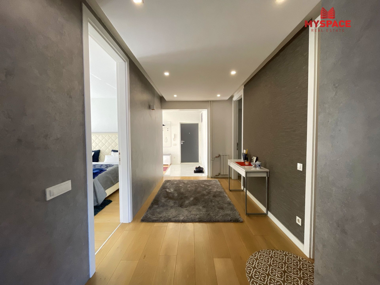MY SPACE/ Stan sa garazom/ Mejtas/ RENOVIRAN/ NAMJESTEN/ 127 m2 13