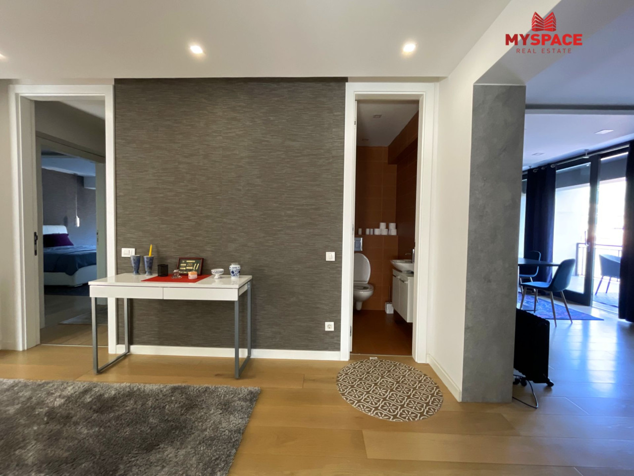 MY SPACE/ Stan sa garazom/ Mejtas/ RENOVIRAN/ NAMJESTEN/ 127 m2 26