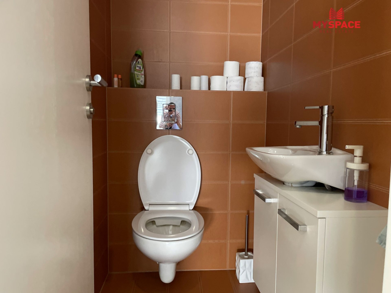 MY SPACE/ Stan sa garazom/ Mejtas/ RENOVIRAN/ NAMJESTEN/ 127 m2 27