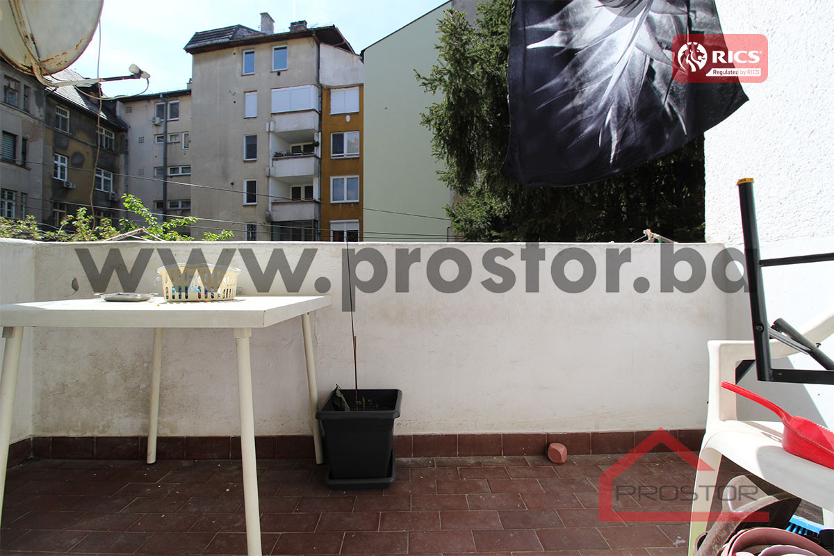 PROSTOR prodaje: Dvosoban stan, ul. Alekse Šantića 12