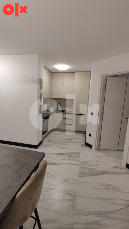 Novogradnja Avenija Otoka trosoban moderno namješten stan 3