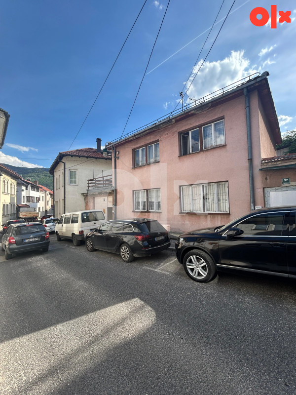 Kuća 144 m2- dvorište i parking - Stari Grad - Sarajevo 12