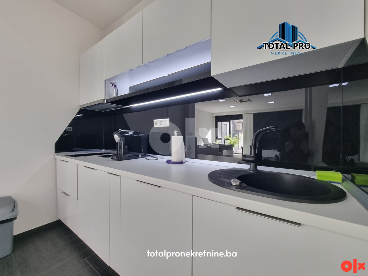 TOTAL PRO / Poslovni prostor s garažom 81 m2 / Stup 10