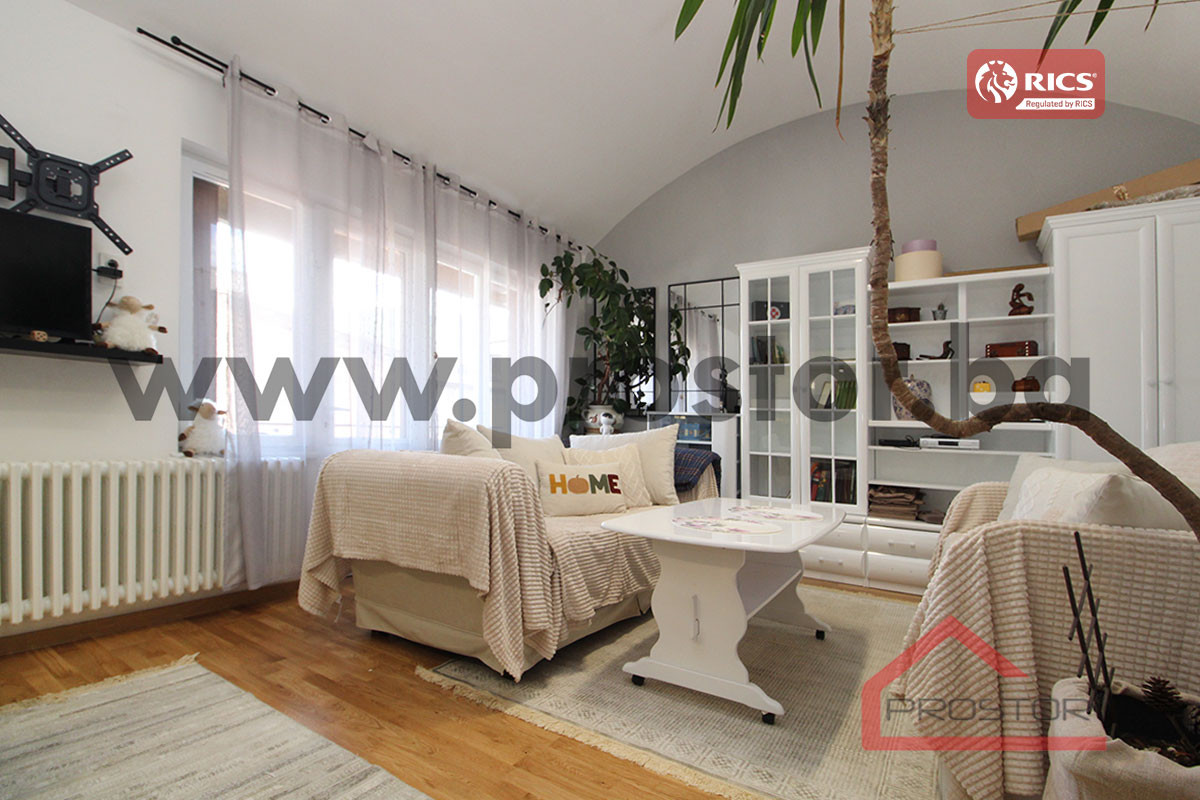 PROSTOR izdaje: Garsonjera, 35m2, Centar