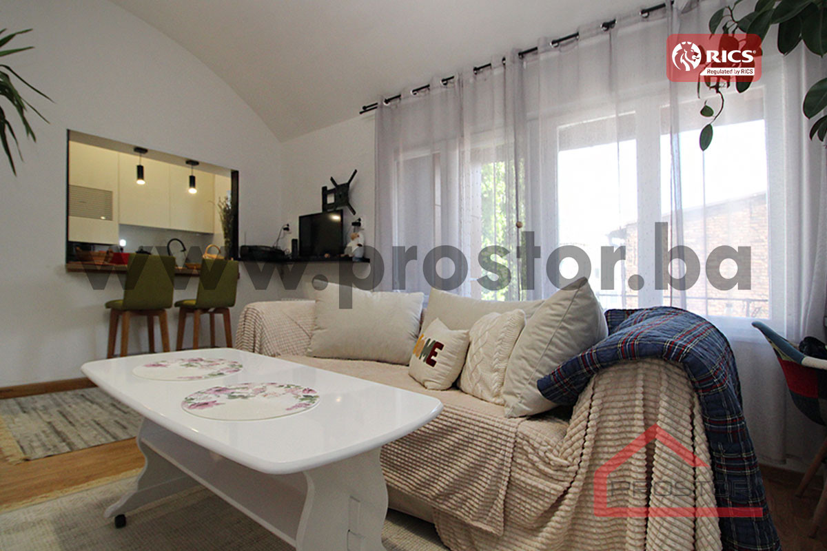 PROSTOR izdaje: Garsonjera, 35m2, Centar 3