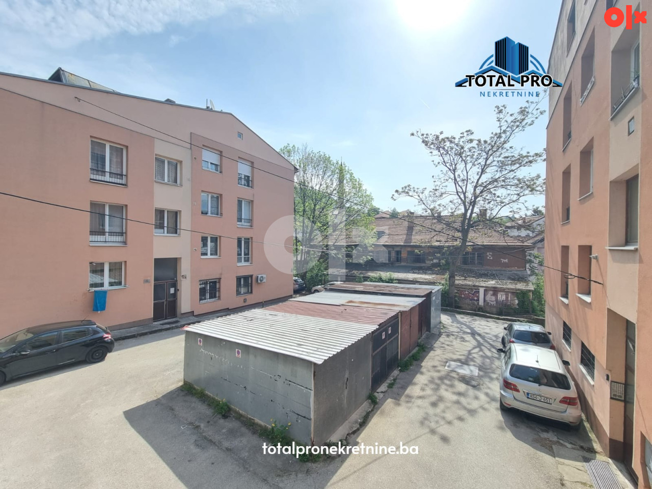 TOTAL PRO / Dvosoban stan 40 m2 / Garaža / Stari Grad
