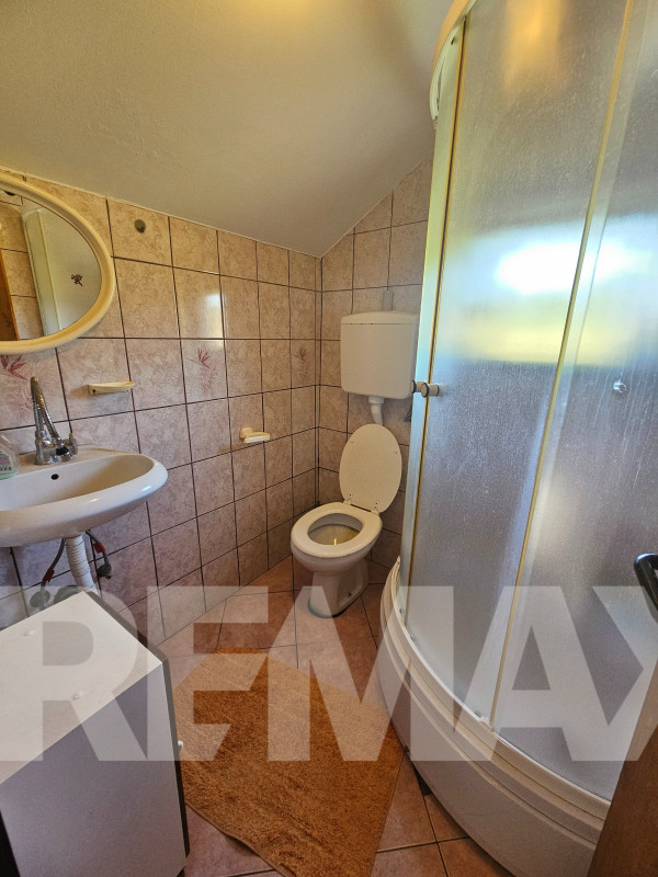 Odlična kuća/ plac 2085m2/ pored rijeke/ Slatina 22