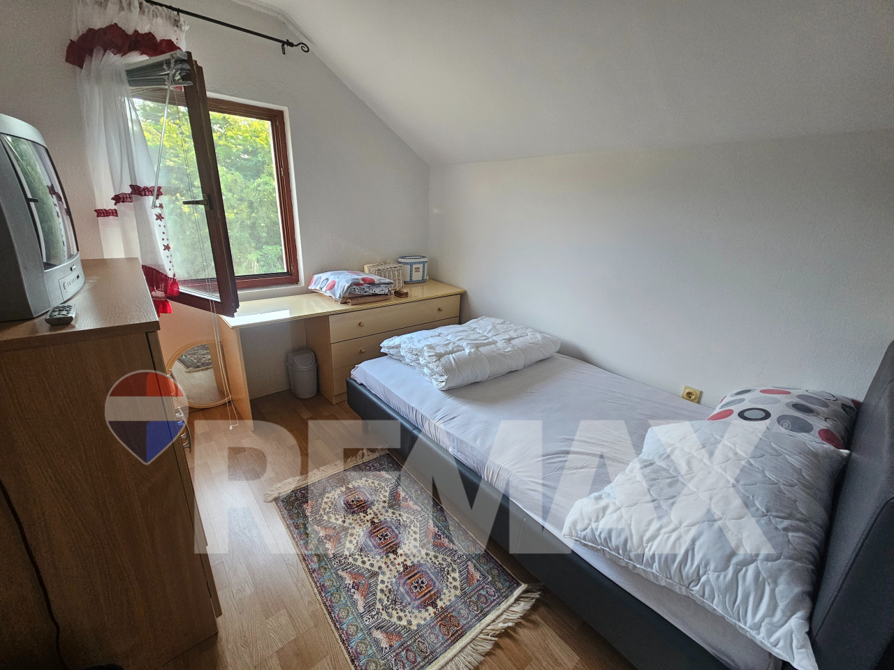Odlična kuća/ plac 2085m2/ pored rijeke/ Slatina 20