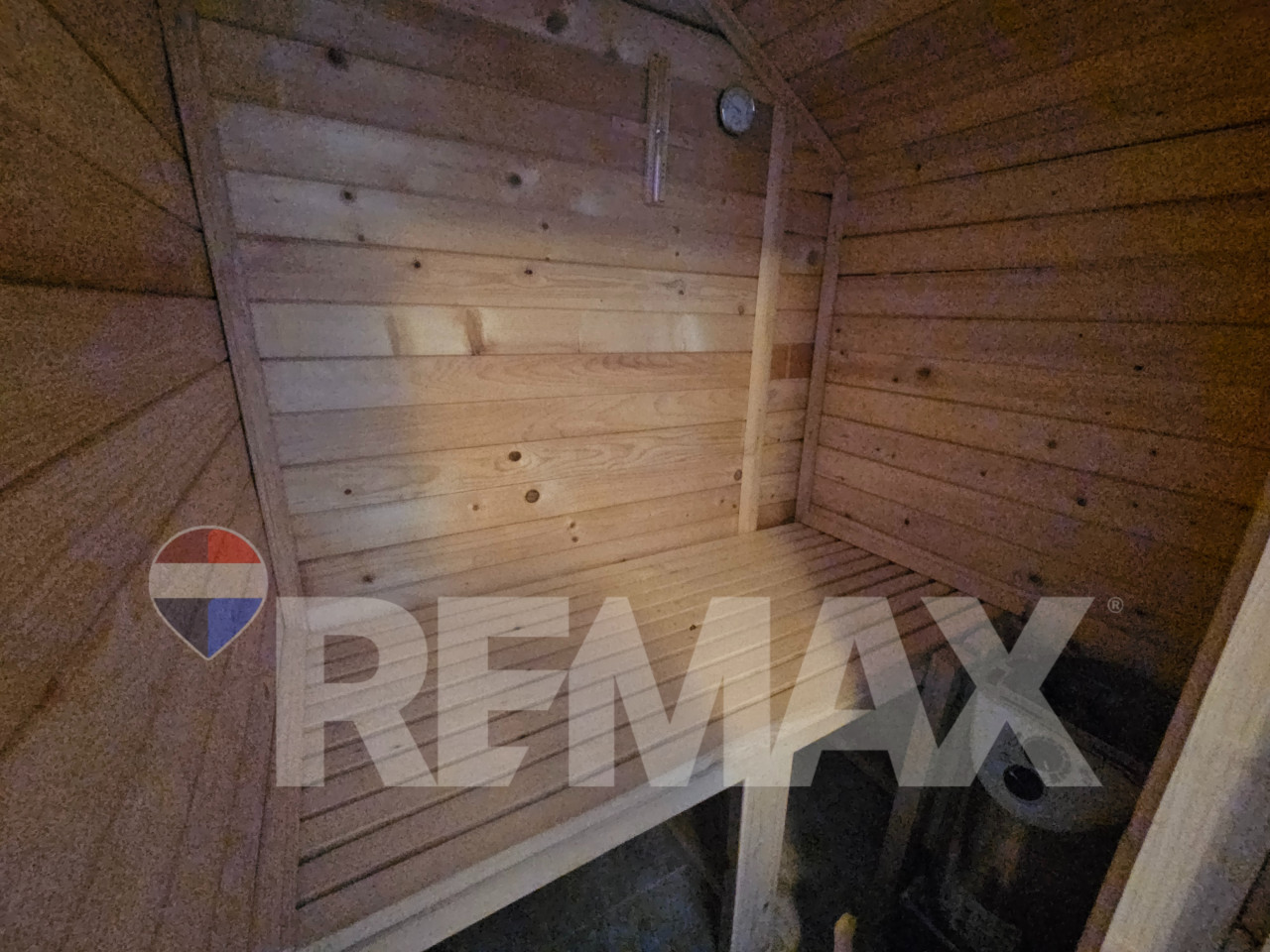 Odlična kuća/ plac 2085m2/ pored rijeke/ Slatina 23