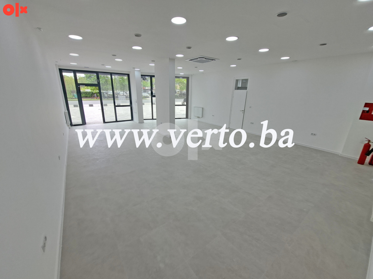 POSLOVNI PROSTOR, STUPINE, TUZLA 80.5 m2 2