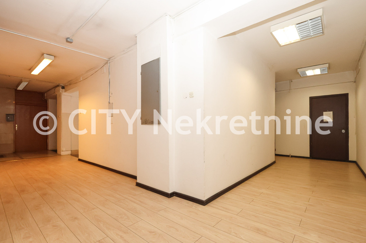 Poslovni prostor - Novo Sarajevo - Hrasno - 35 m2 9