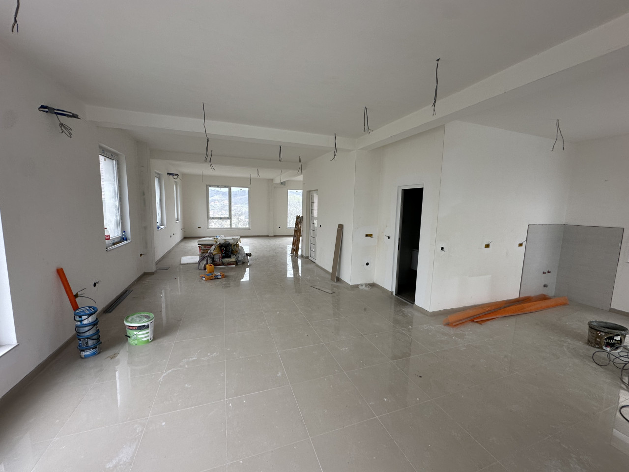 Poslovni prostor na frekventnoj lokaciji - 120 m2 10