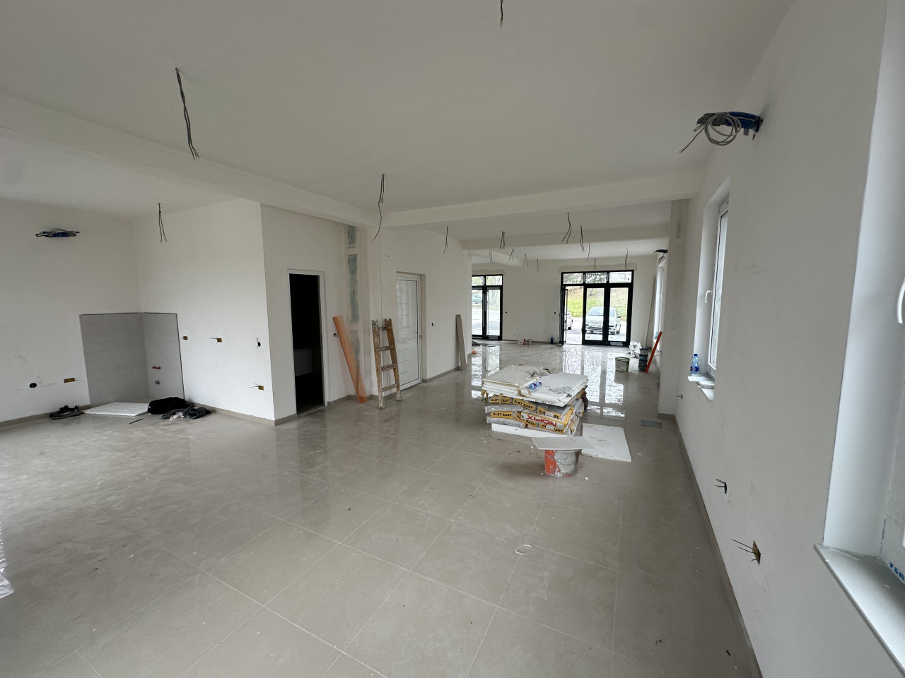 Poslovni prostor na frekventnoj lokaciji - 120 m2 13