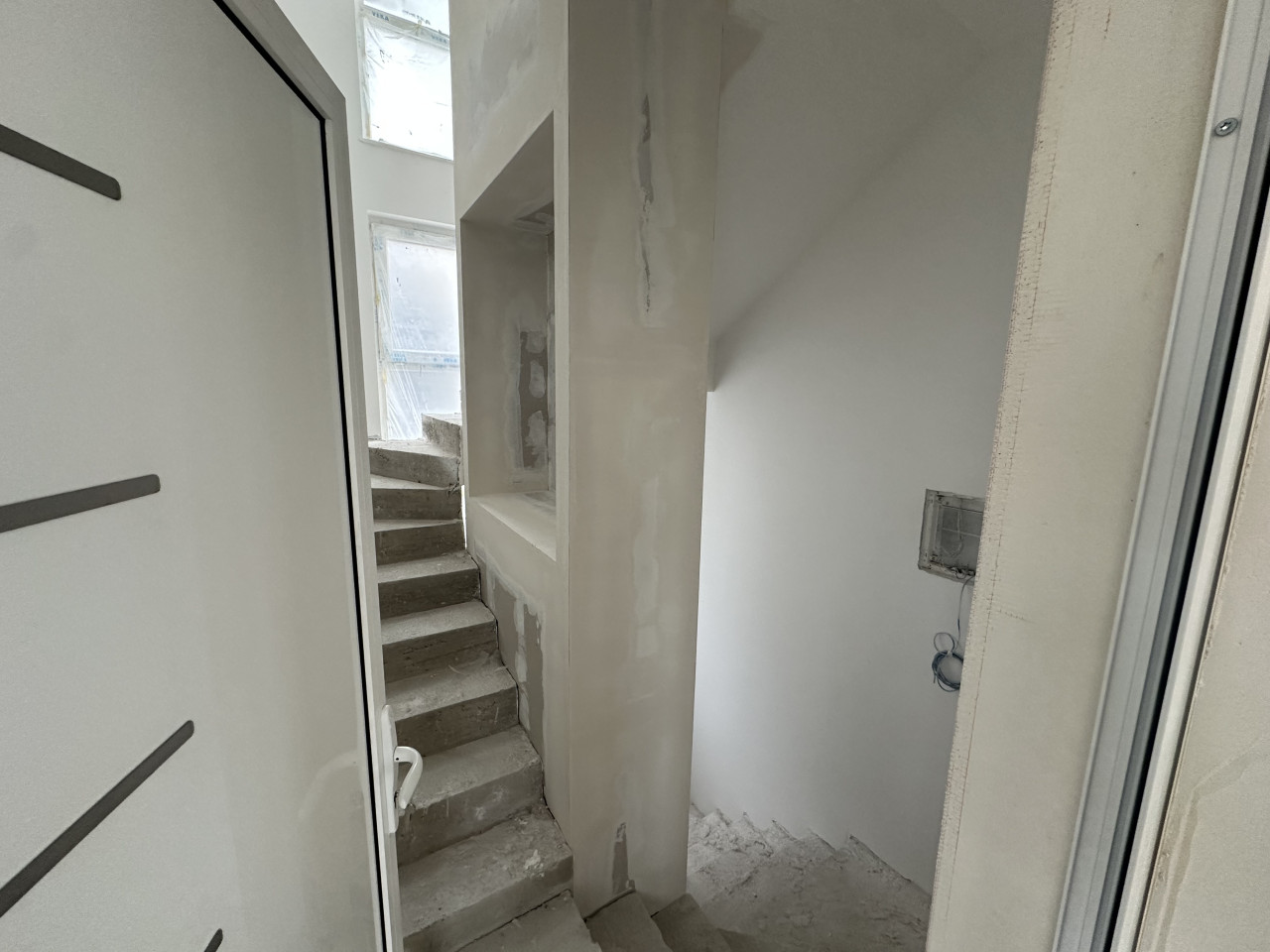 Poslovni prostor na frekventnoj lokaciji - 120 m2 19