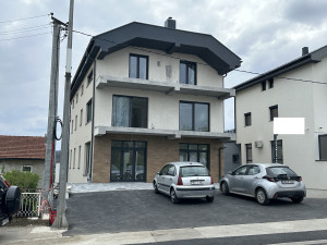 Poslovni prostor na frekventnoj lokaciji - 120 m2
