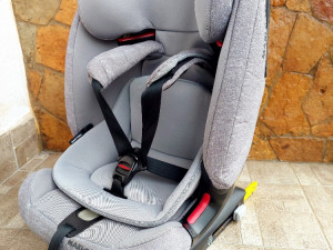 AUTOSJEDALICA ZA DJECU 9--36 KG  MAXI COSI TITAN PROFESIONAL