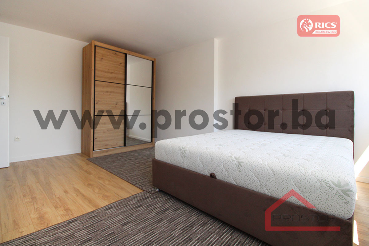 PROSTOR izdaje: Dvosoban stan, Centar 8