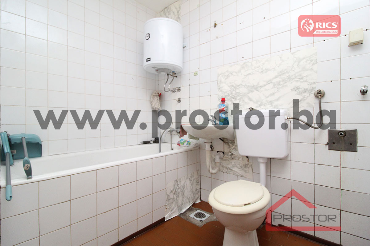 PROSTOR prodaje: Dvosoban stan, 56,9m2, Dobrinja C-5 8