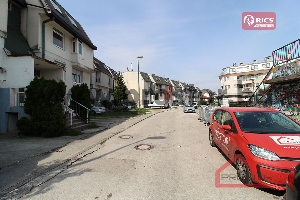 PROSTOR prodaje: Dvosoban stan, 56,9m2, Dobrinja C-5 16