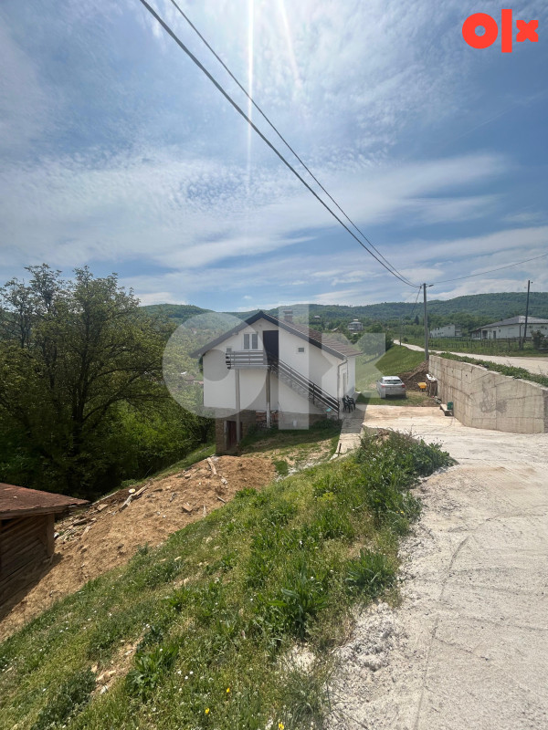 Kuća 140 m2 - zemljište 2295 m2 - Malešići Ilijaš 4