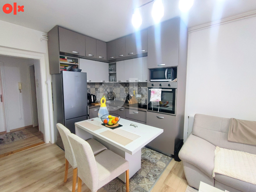 Centar-Koševsko brdo - Trosoban stan CCA 47 m2 photo 4
