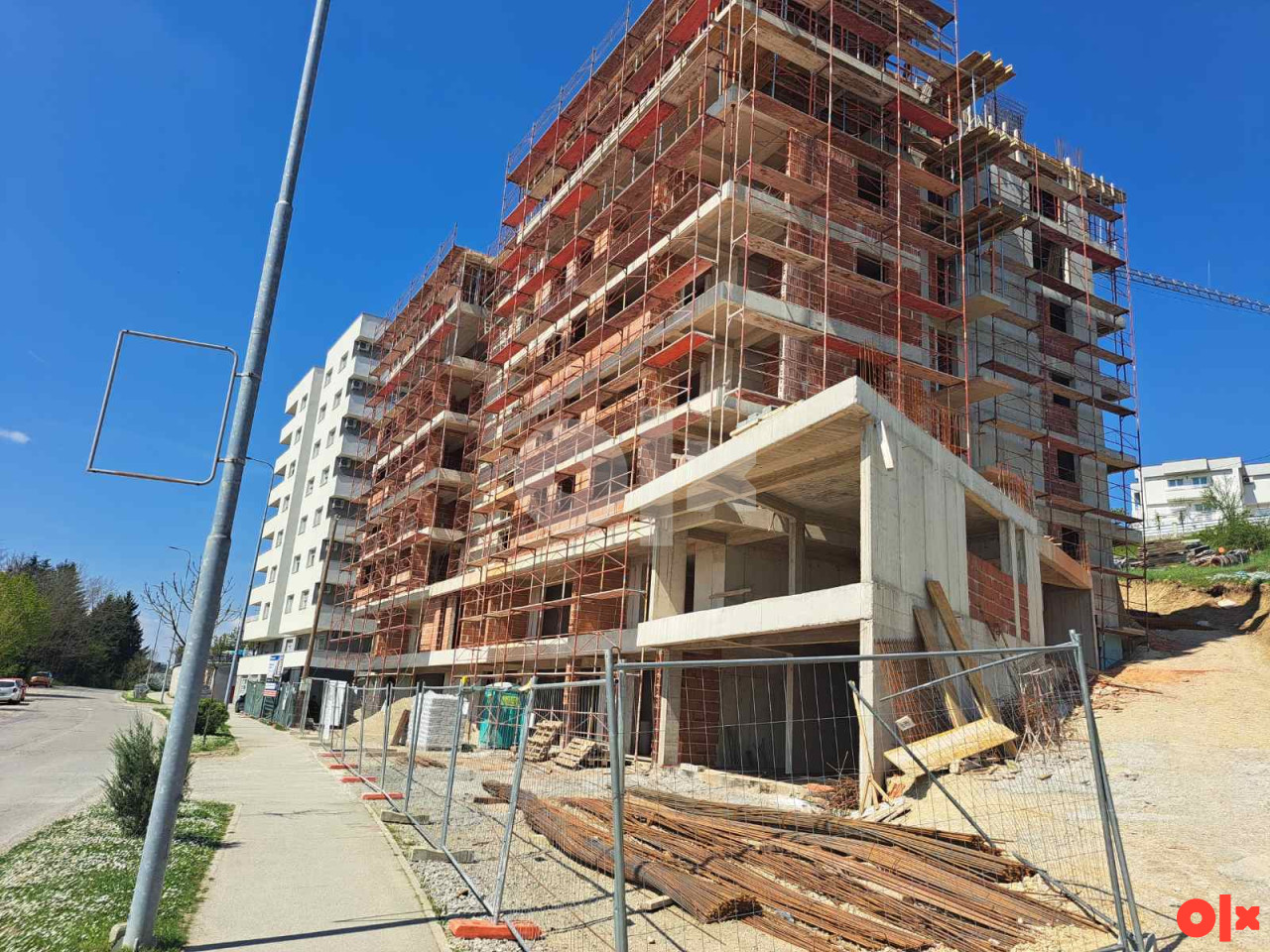 Stan Cazin Novogradnja 45,92 m2