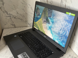 Acer aspire e17 8GB/128GB SSD+1TB