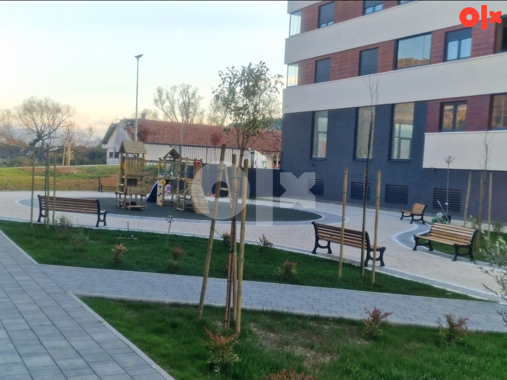 Dugorocni Najam Garsonjera sa garazom Trebinje 2