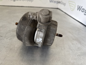 Nosac motora Audi A6 4F 2010