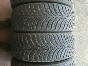 235 55 17 Kumho zimske gume