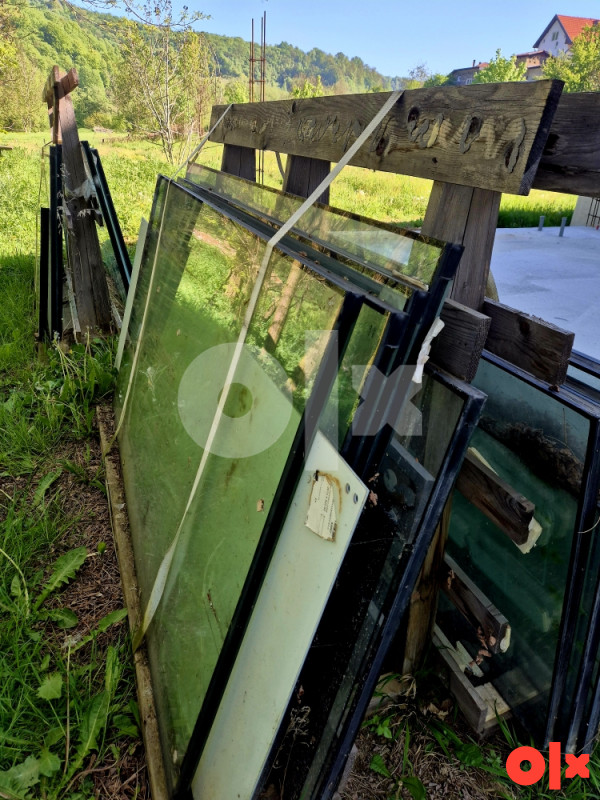 Troslojna stakla Rama Glas i dvoja vrata staklena 2