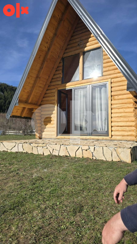 Vikendice drvene brvnare od oblice sadrvan