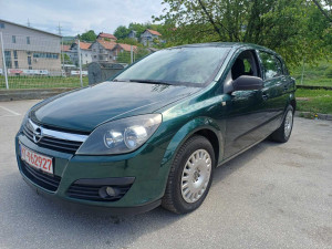Opel Astra 1.7 CDTI 2004 GODINA